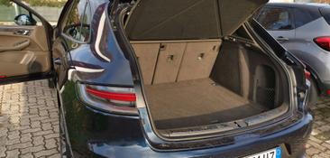 Porsche Macan — photo 12