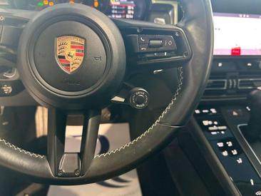Porsche Macan — photo 19