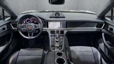 Porsche Panamera GTS — photo 13