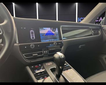 Porsche Macan I S — photo 14