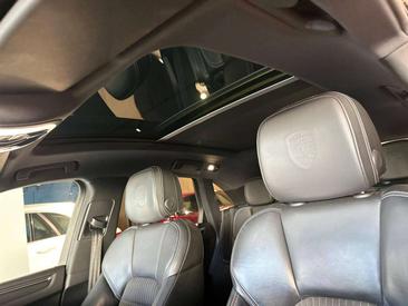 Porsche Macan — photo 26