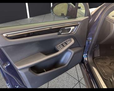 Porsche Macan I S — photo 15