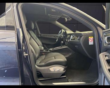 Porsche Macan I S — photo 18