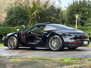 Porsche 911 Carrera 4S — photo 8