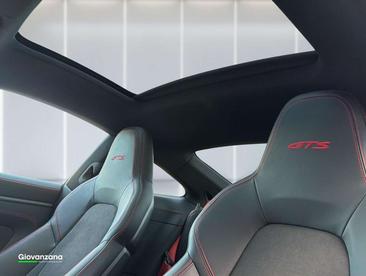 Porsche 911 Carrera 4 GTS — photo 13