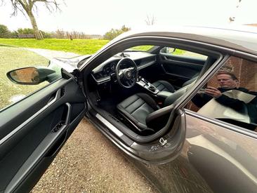 Porsche 911 Carrera S — photo 8