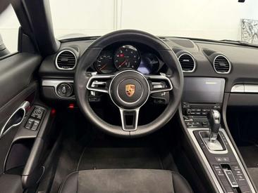 Porsche 718 Cabriolet Boxster — photo 7