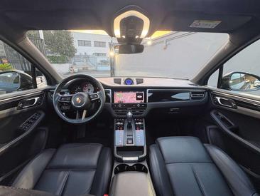 Porsche Macan I S — photo 13