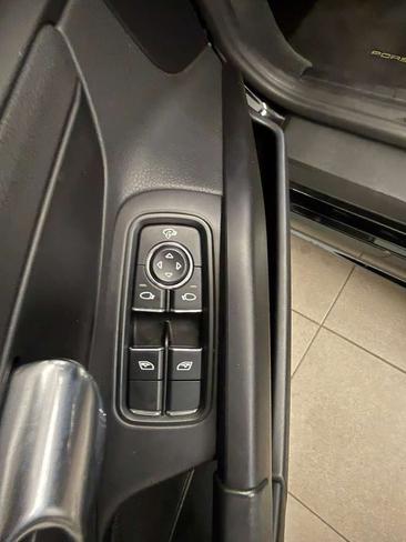 Porsche 718 Cabriolet Boxster — photo 13