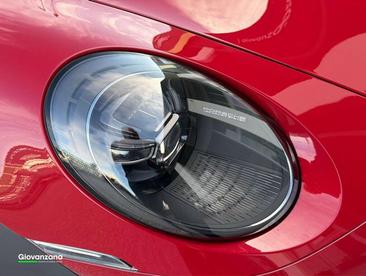 Porsche 911 Carrera 4 GTS — photo 23
