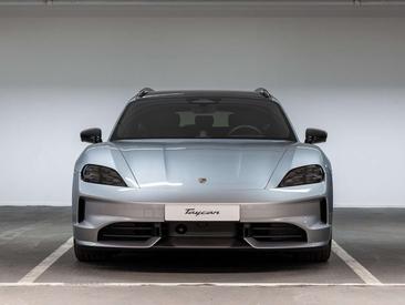 Porsche Taycan — photo 3