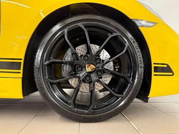 Porsche 718 Cayman — photo 6