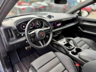 Porsche Cayenne GTS — photo 17