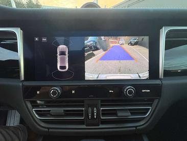 Porsche Macan I S — photo 19