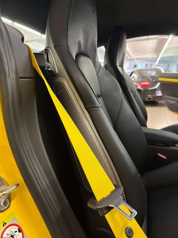 Porsche 718 Cayman — photo 13