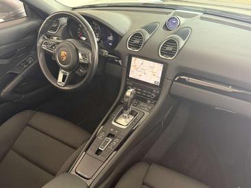 Porsche 718 Cabriolet Boxster — photo 14