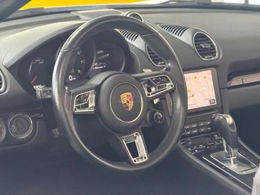 Porsche 718 Cabriolet Boxster — photo 15