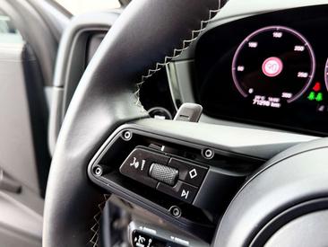 Porsche Cayenne GTS — photo 32