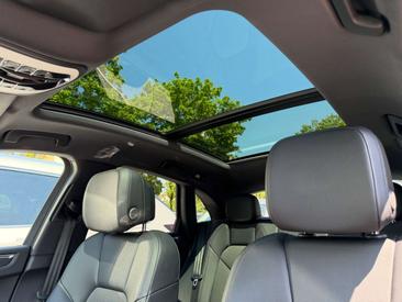 Porsche Macan — photo 26