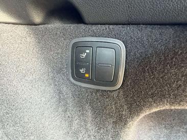 Porsche Macan — photo 27