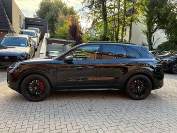 Porsche Cayenne GTS — photo 17