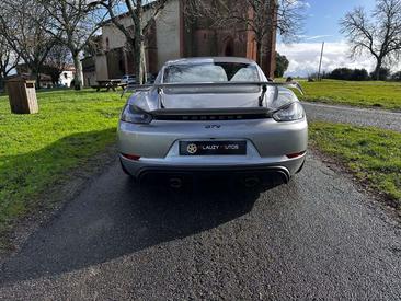Porsche 718 Cayman GT4 — photo 6