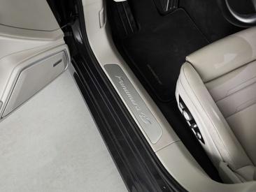 Porsche Panamera 4S E-Hybrid — photo 16