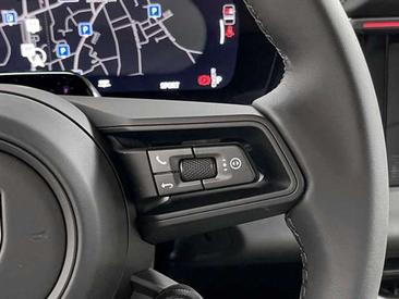 Porsche Macan I Electric — photo 21