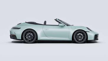 Porsche 911 Cabriolet Carrera 4 — photo 7