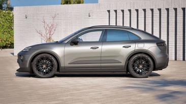 Porsche Macan I 4 Electric — photo 4