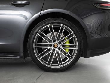 Porsche Panamera 4S E-Hybrid — photo 25
