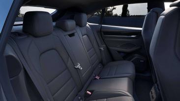 Porsche Macan I 4 Electric — photo 10