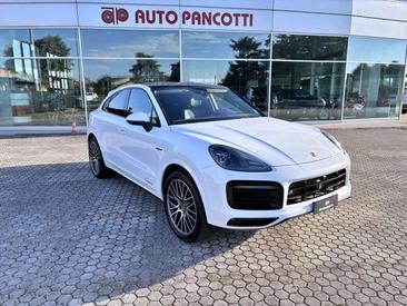 Porsche Cayenne III — photo 3
