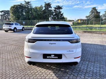 Porsche Cayenne III — photo 5