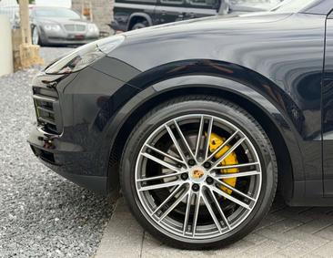 Porsche Cayenne III — photo 14