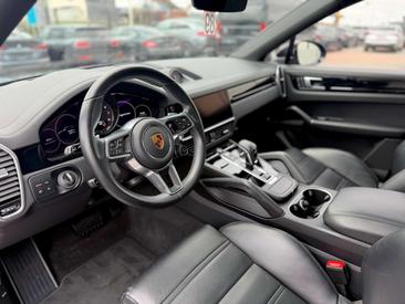 Porsche Cayenne III — photo 18