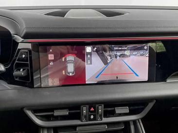 Porsche Macan I Electric — photo 39