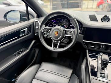 Porsche Cayenne III — photo 22