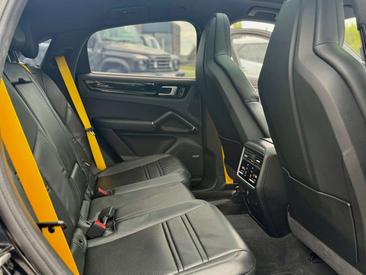 Porsche Cayenne III — photo 25