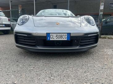Porsche 911 Carrera 4S — photo 6