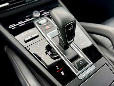 Porsche Cayenne III — photo 30