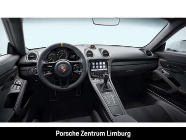 Porsche 718 Cayman GT4 RS — photo 8