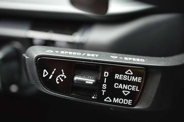 Porsche 911 Carrera 4S — photo 15