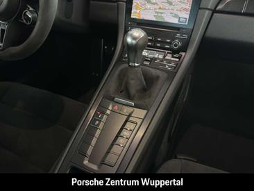 Porsche 718 Cayman GTS 4.0 — photo 20
