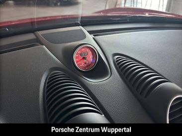 Porsche 718 Cayman GTS 4.0 — photo 22