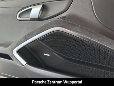 Porsche 718 Cayman GTS 4.0 — photo 24