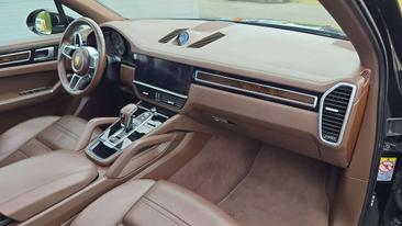 Porsche Cayenne III — photo 9