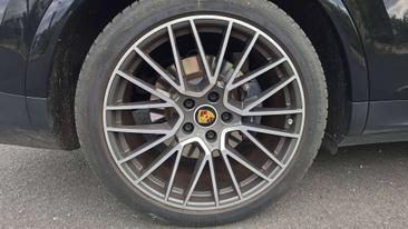 Porsche Cayenne III — photo 15