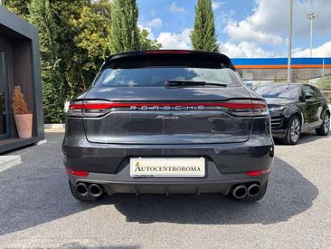 Porsche Macan — photo 4