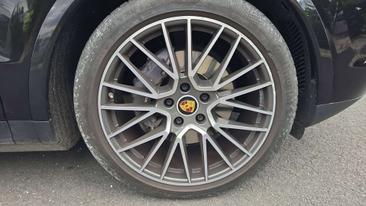 Porsche Cayenne III — photo 16